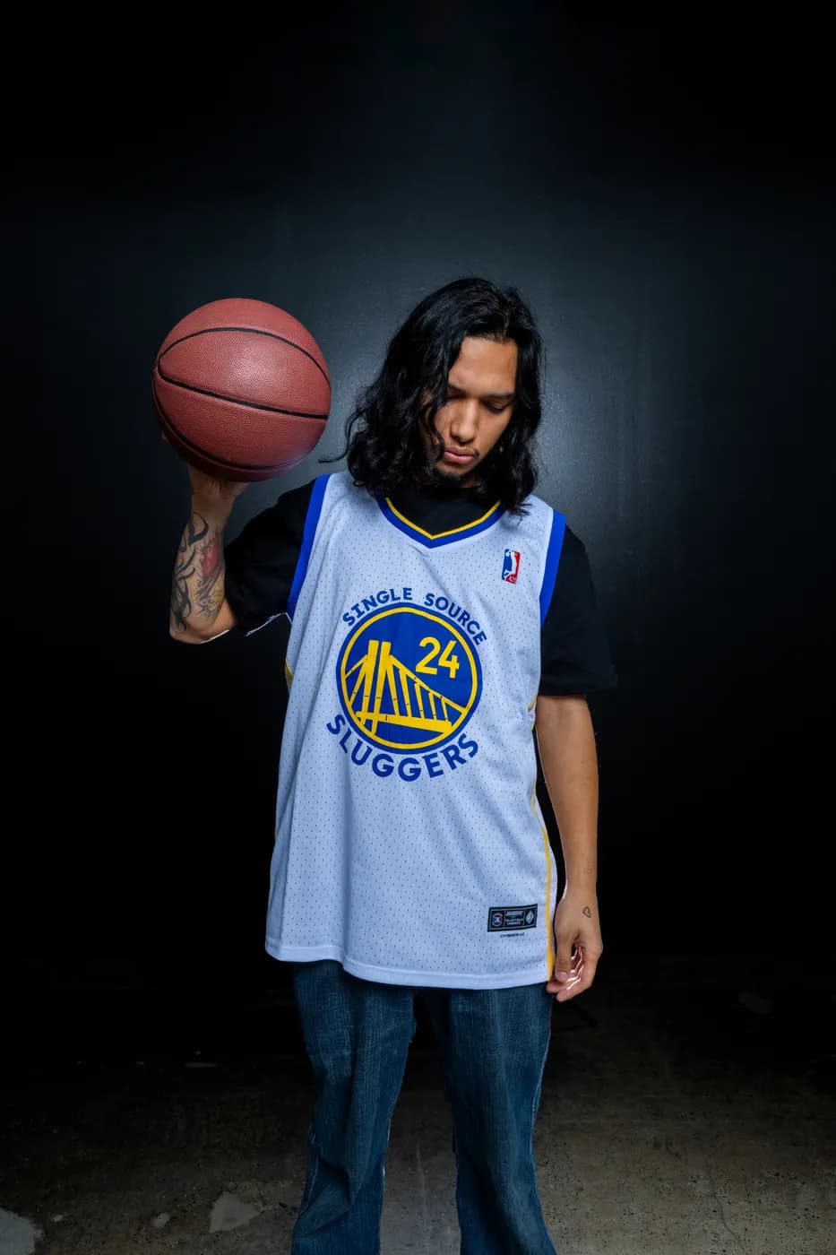 Hardwood Jersey in White / Blue